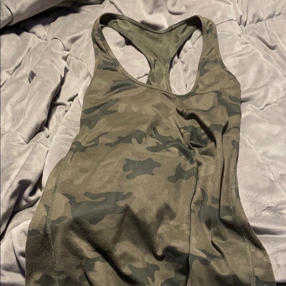 Camo Lululemon tank top